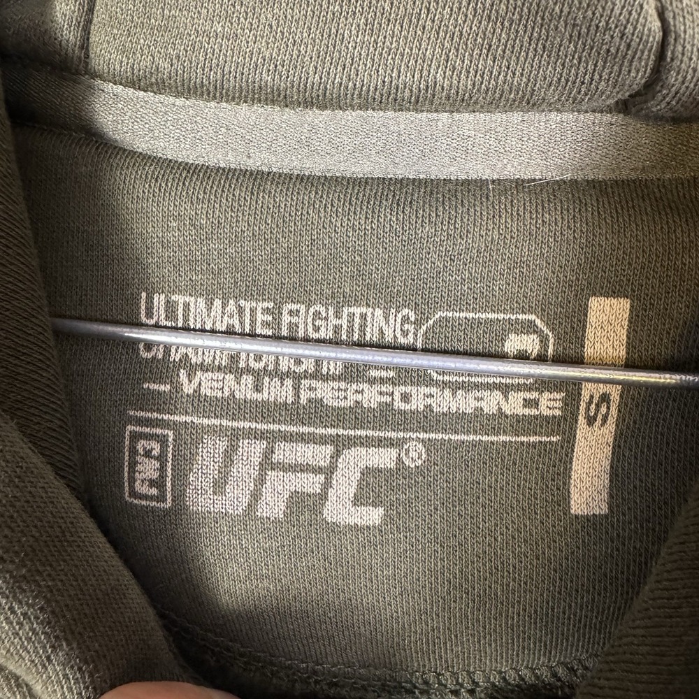 UFC Venum Hoodie Mens S‎ MMA Authentic Fight Week Pullover Training Sweatshirt - Picture 8 of 9